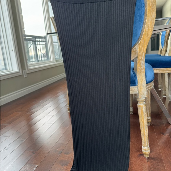 Wilfred Aritzia High Slit Midi Skirt - Picture 2 of 2